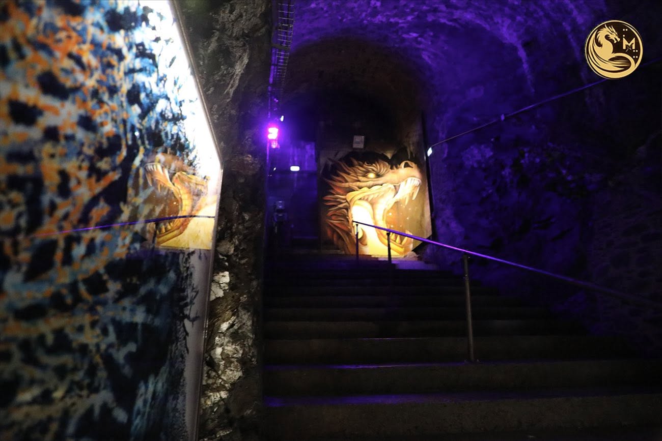 Tunnel du funiculaire — réouverture Obsidian, la légende du Dragon